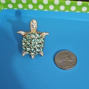 Elegant Gold and Green Turtle Brooch